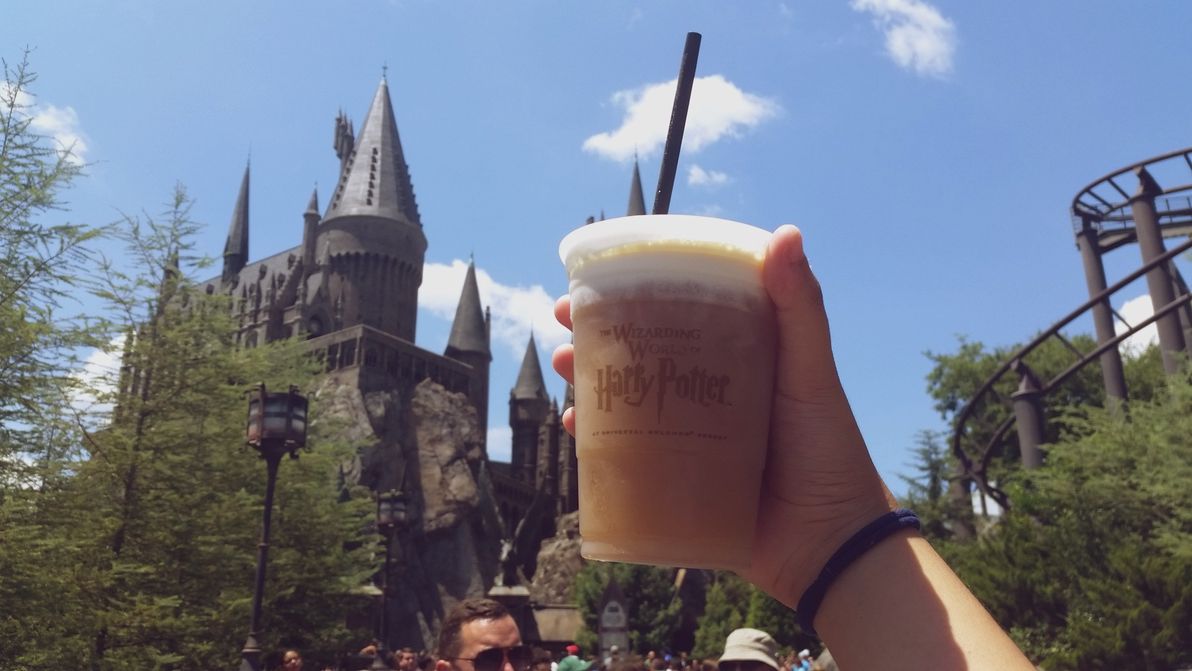 Refreshing cup of butterbeer!