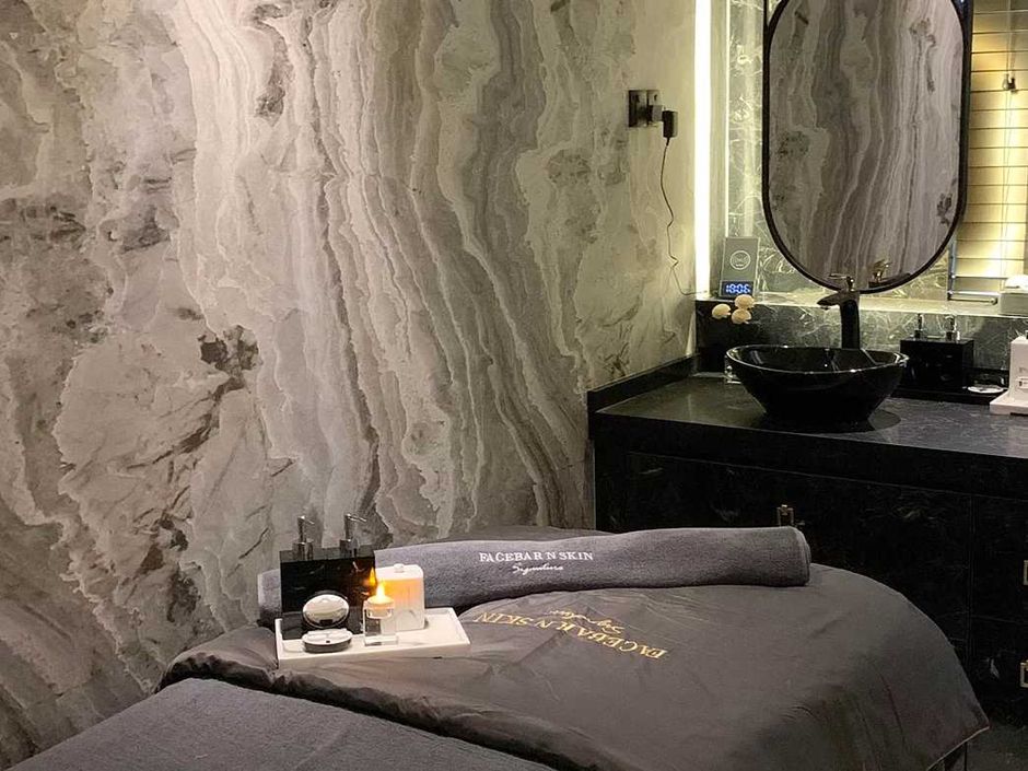 Facial Treatment by Facebar n Skin