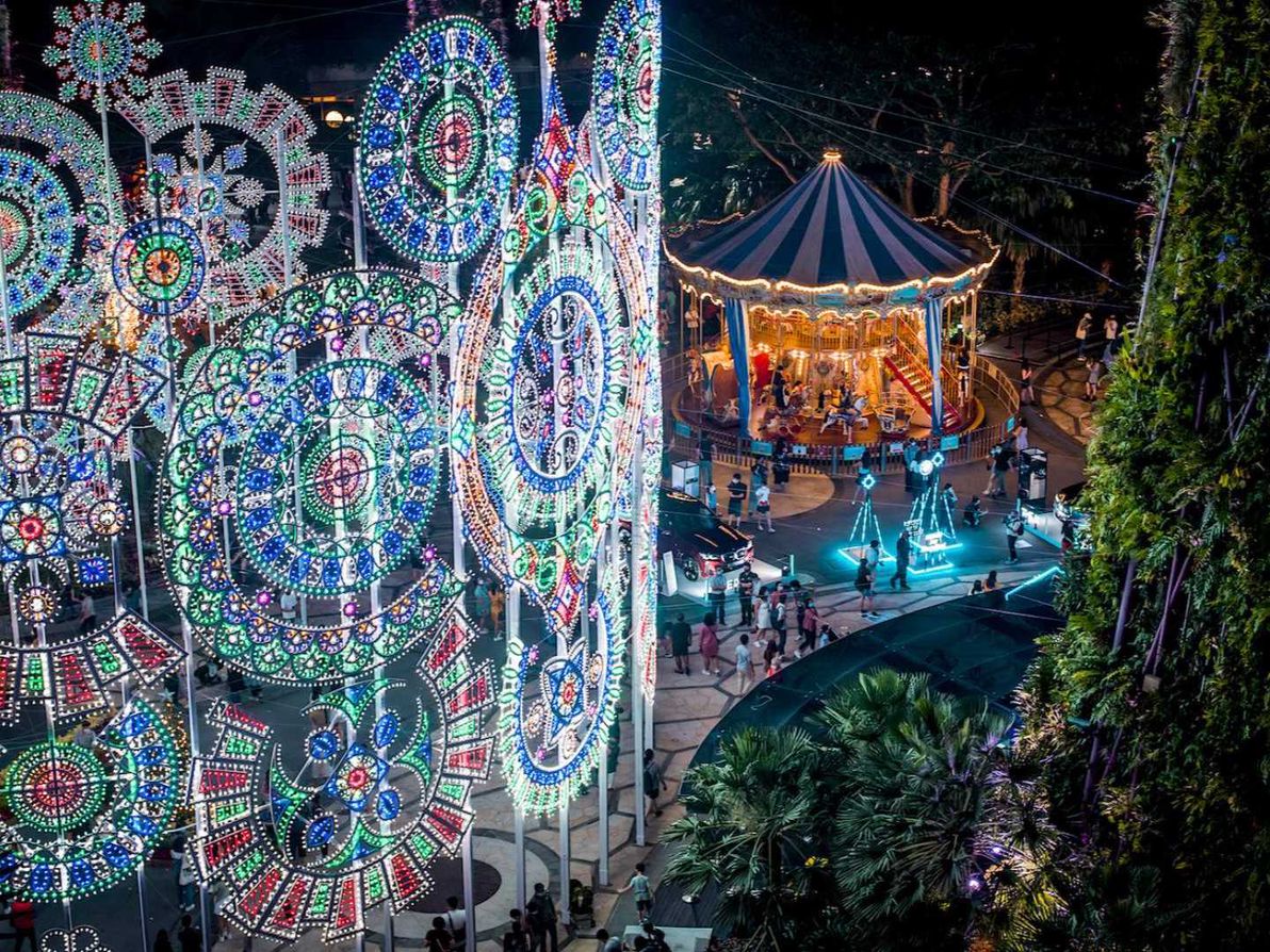 Christmas Wonderland 2022 light displays