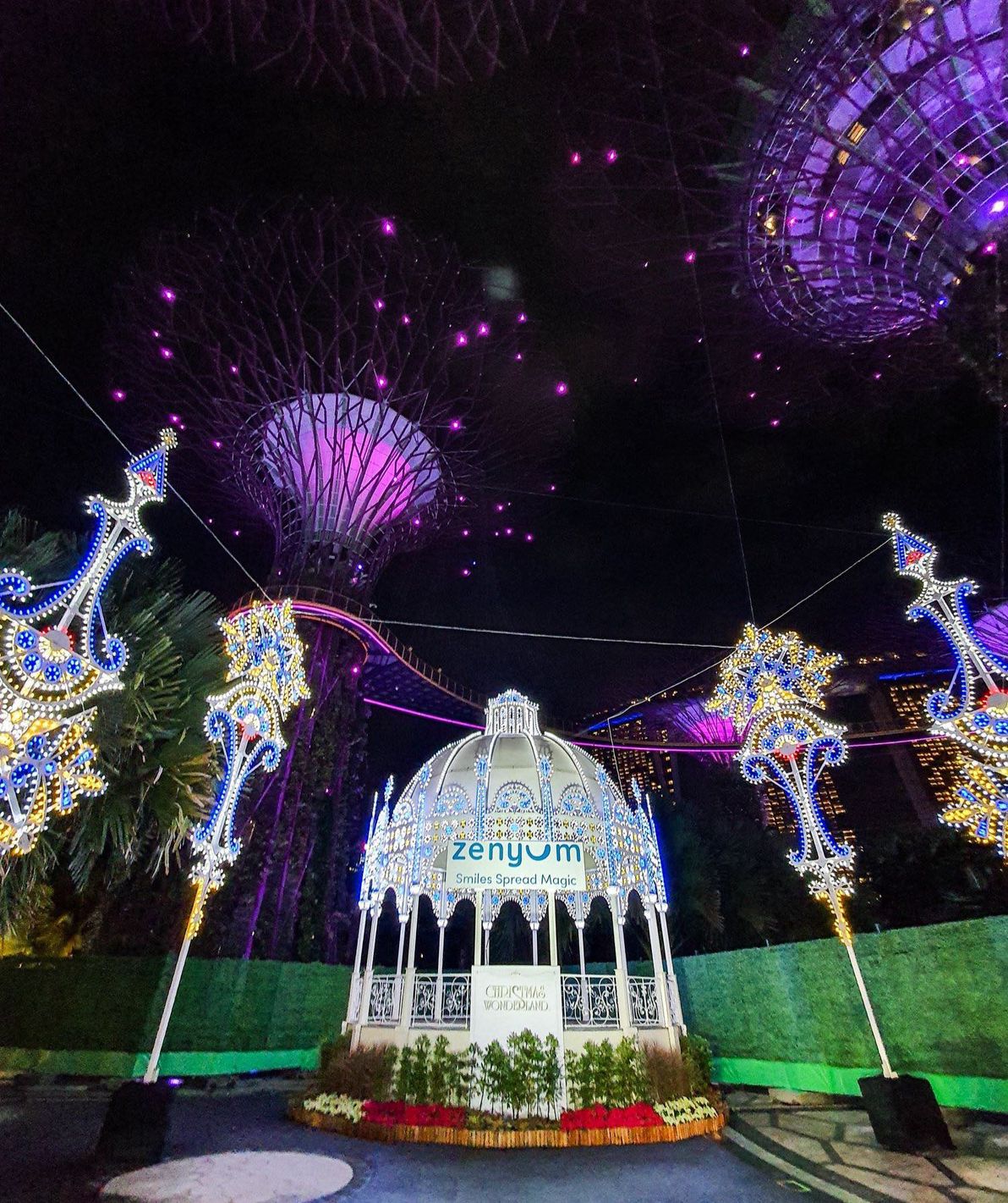 Best Places to Check Out Christmas Decorations in Singapore